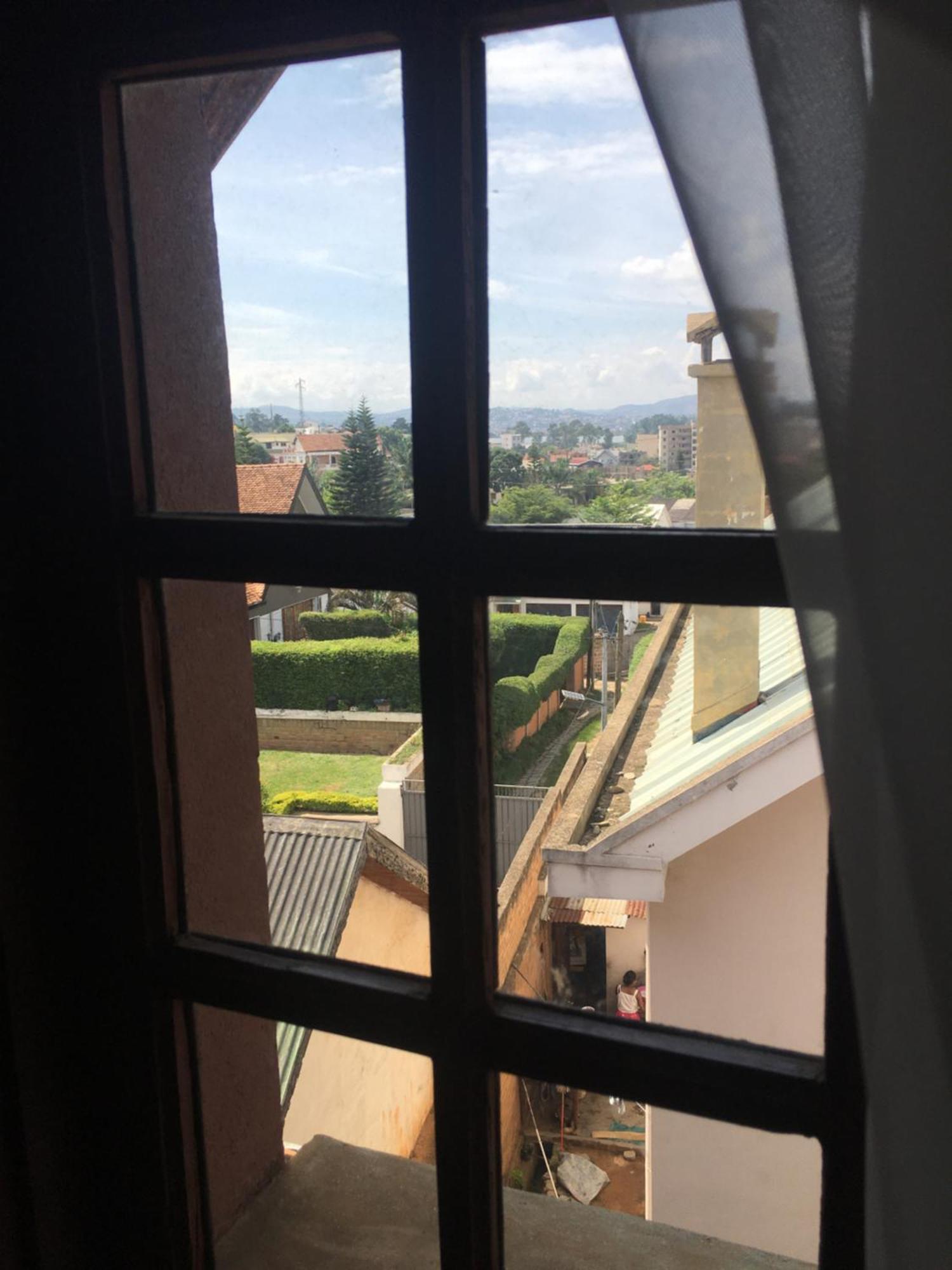 Le Fumoir Guest House Chambre Double Antananarivo Luaran gambar